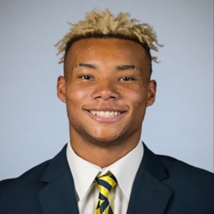 Demetris Robertson