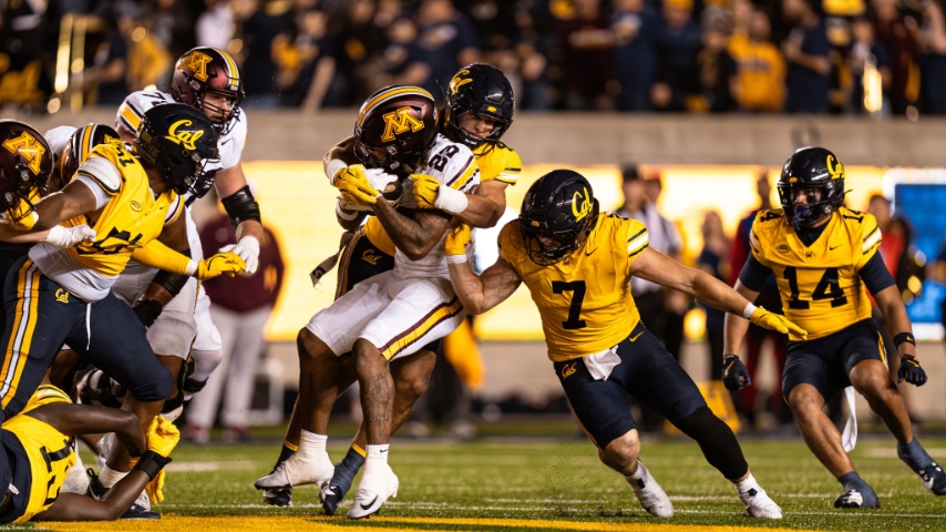 Bears Impressive in 27-14 Victory Over Minnesota
