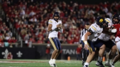 Sagapolutele Named Davey O'Brien National Quarterback Of The Week